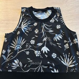 Athleta Black Floral Crewneck Shell Top 4035